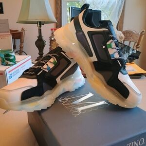 MB Milano Men's Black and White Sneakers